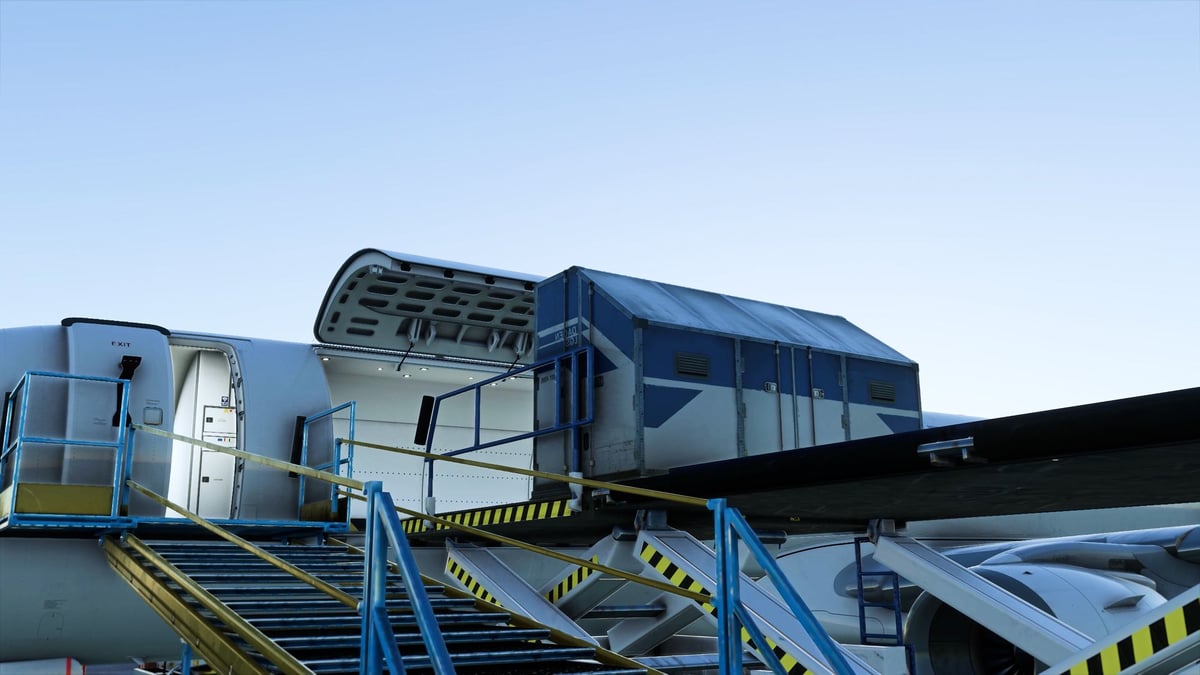 E-Jets-Freighter-Official-04